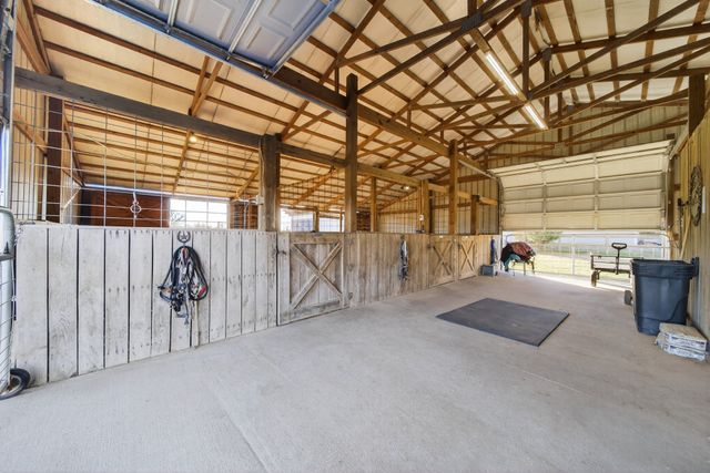 307 Martin Chapel Rd, Portland, TN 37148