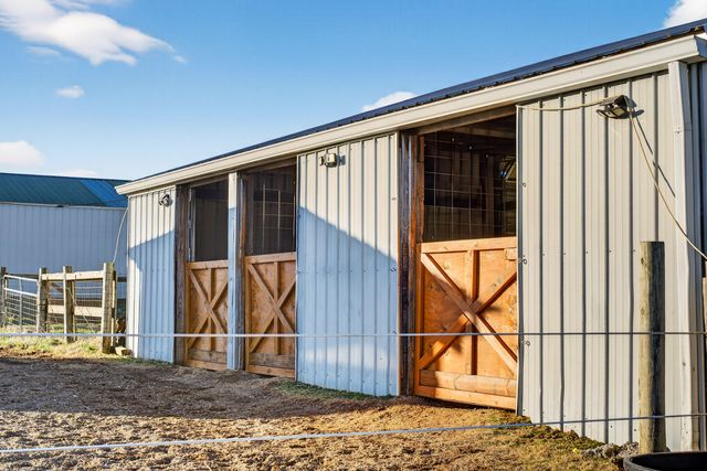 307 Martin Chapel Rd, Portland, TN 37148