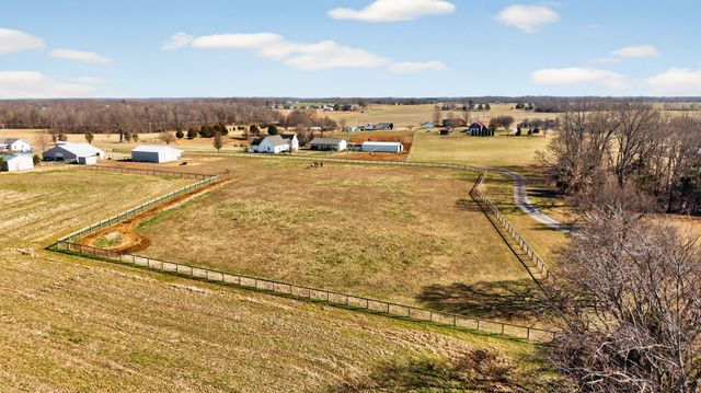 307 Martin Chapel Rd, Portland, TN 37148