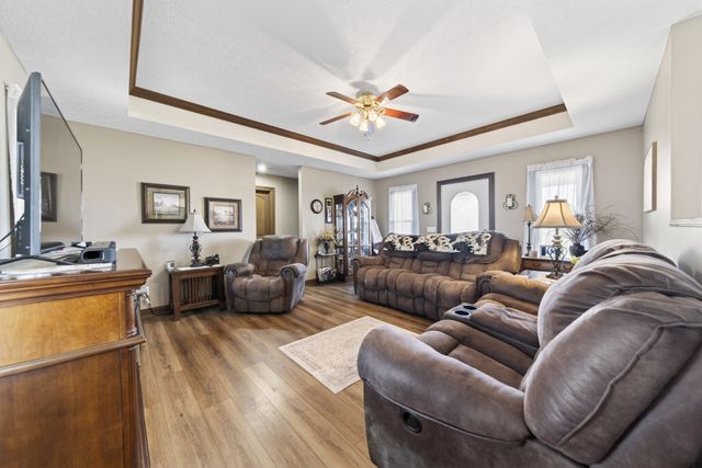 307 Martin Chapel Rd, Portland, TN 37148