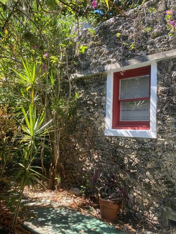 8238 NE 9th Ave, Miami, FL 33138