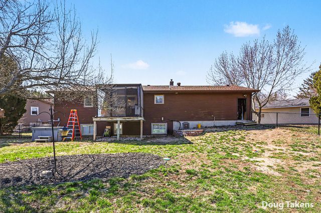 1750 Jason Court, Jenison, MI 49428