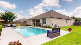 107 Chisholm Trail, Victoria, TX 77904