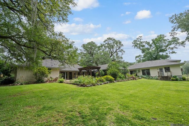 18401 Belle Grove Rd, Prairieville, LA 70769