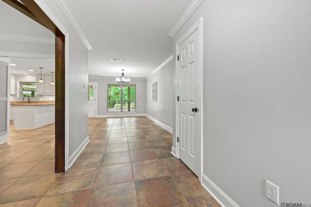18401 Belle Grove Rd, Prairieville, LA 70769