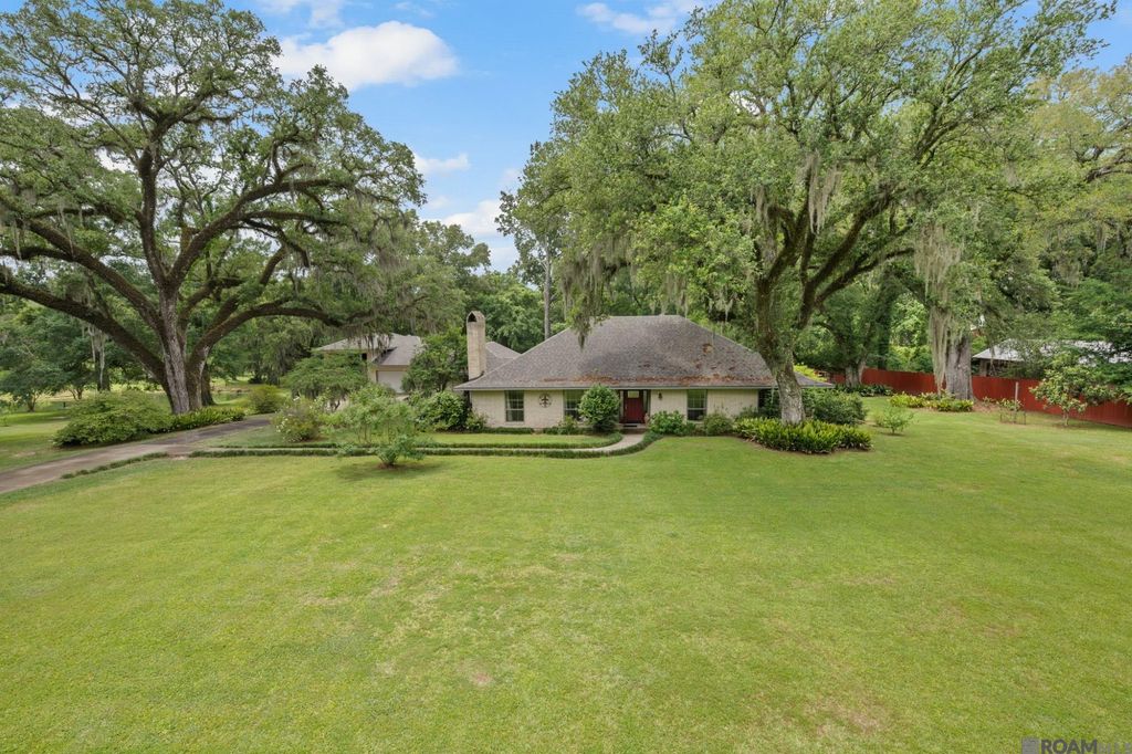 18401 Belle Grove Rd, Prairieville, LA 70769