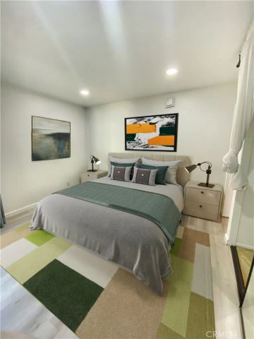 18645 Hatteras 278, Tarzana, CA 91356