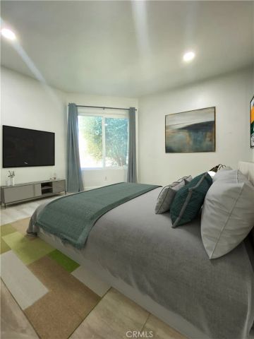 18645 Hatteras 278, Tarzana, CA 91356