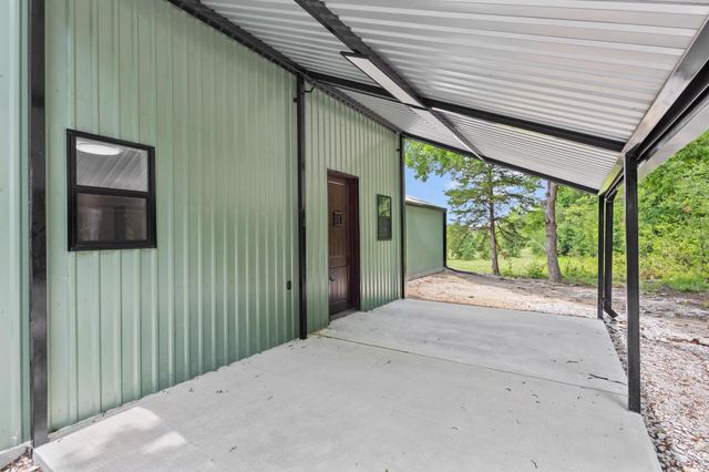 516 County Road 27450, Honey Grove, TX 75446