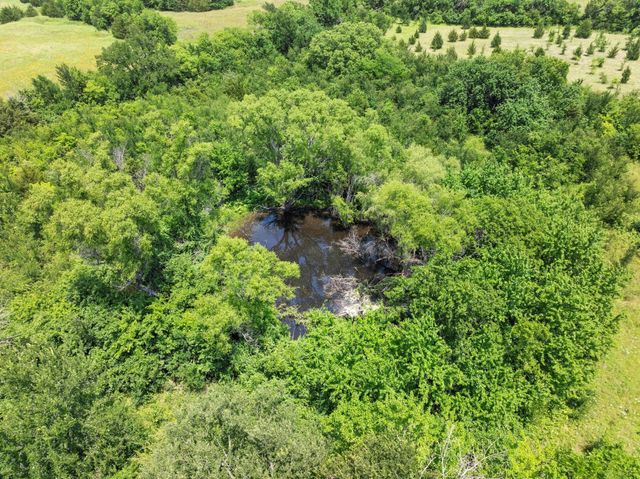 516 County Road 27450, Honey Grove, TX 75446