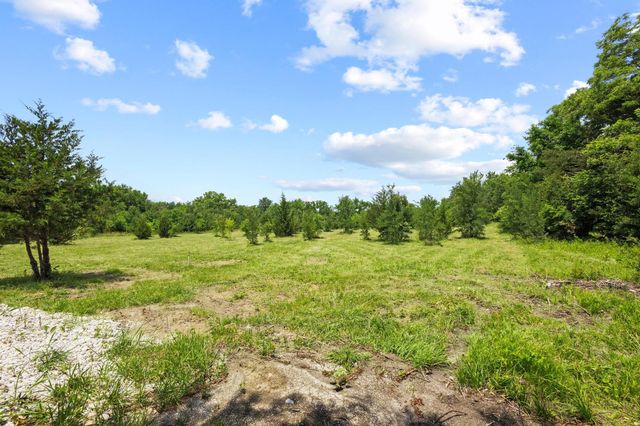 516 County Road 27450, Honey Grove, TX 75446