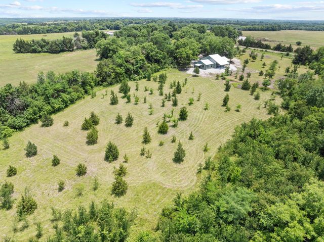 516 County Road 27450, Honey Grove, TX 75446
