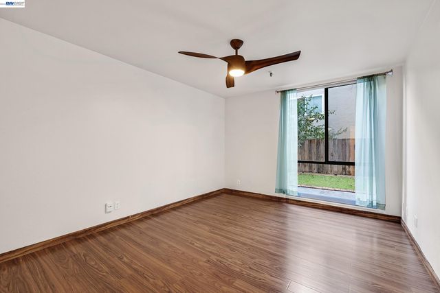 771 Kingston Ave 104, Oakland, CA 94611