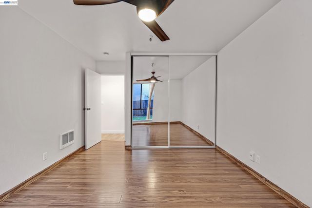 771 Kingston Ave 104, Oakland, CA 94611