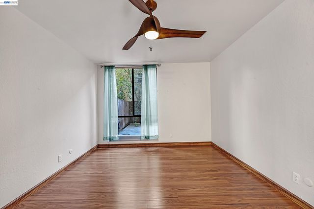 771 Kingston Ave 104, Oakland, CA 94611