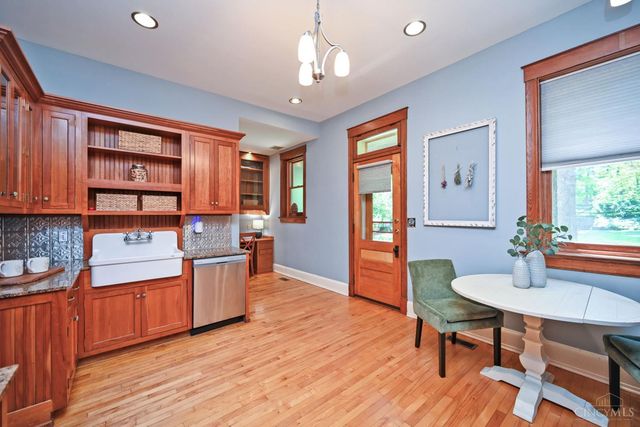 3321 Morrison Avenue, Cincinnati, OH 45220