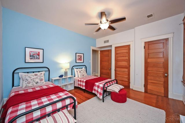 3321 Morrison Avenue, Cincinnati, OH 45220