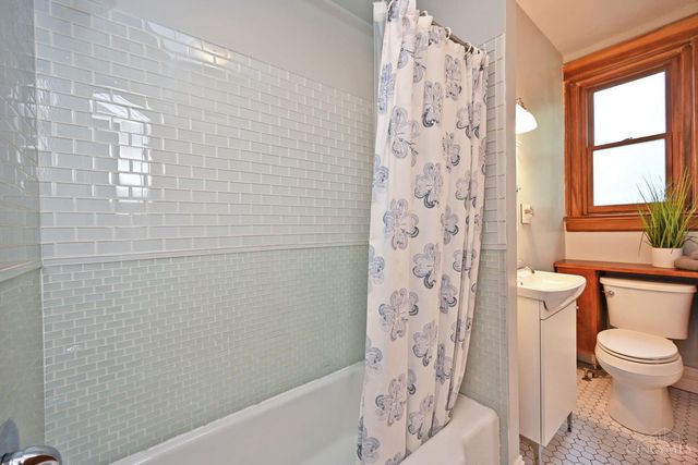 3321 Morrison Avenue, Cincinnati, OH 45220