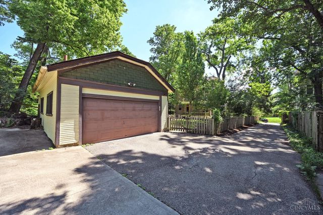 3321 Morrison Avenue, Cincinnati, OH 45220