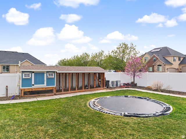 83 N SUNSET DR, Vineyard, UT 84059