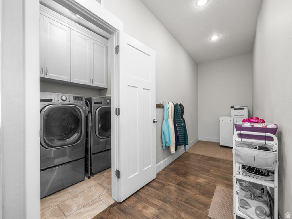 Image 12 of property listing at 83 N SUNSET DR, Vineyard, UT 84059