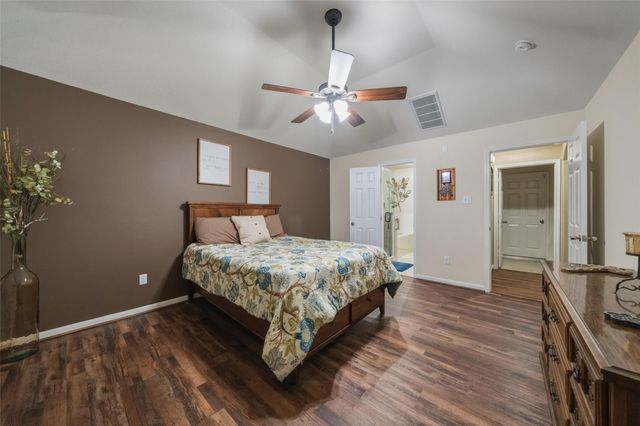 12619 Hackberry Drive, Willis, TX 77318