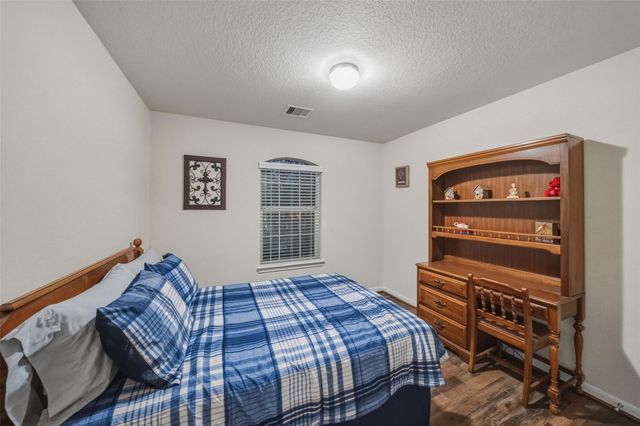 12619 Hackberry Drive, Willis, TX 77318