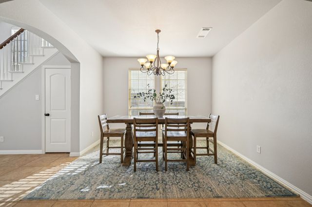 520 Eastland Drive, Lewisville, TX 75056