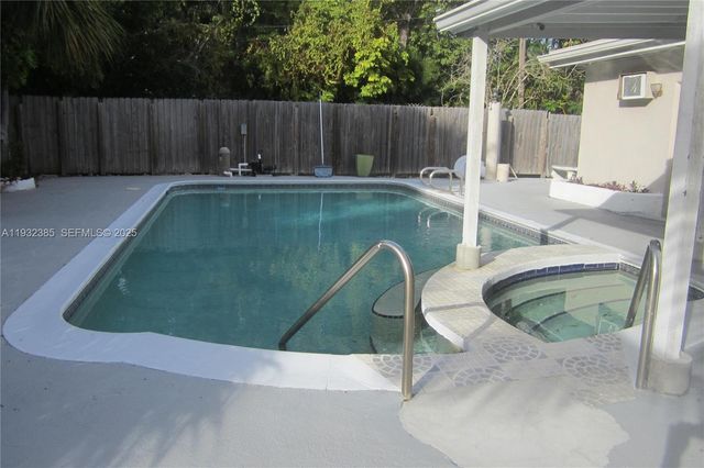 2019 Fletcher St 2, Hollywood, FL 33020