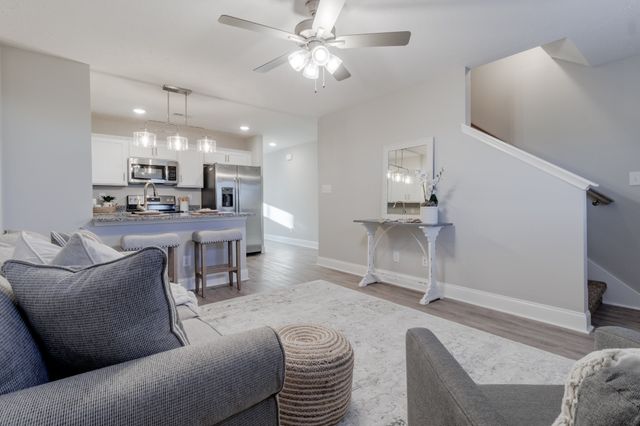 1000 Henry Place Blvd Unit 807, Clarksville, TN 37042