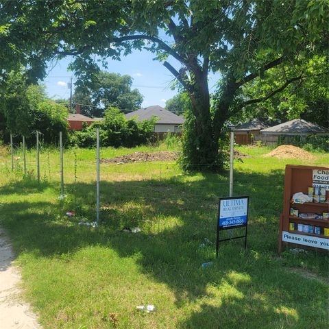 1715 Garden Drive, Dallas, TX 75215