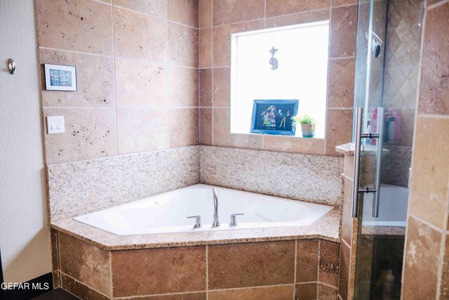 1460 Pioneer Ridge Drive, El Paso, TX 79912