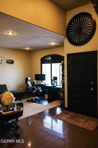 1460 Pioneer Ridge Drive, El Paso, TX 79912