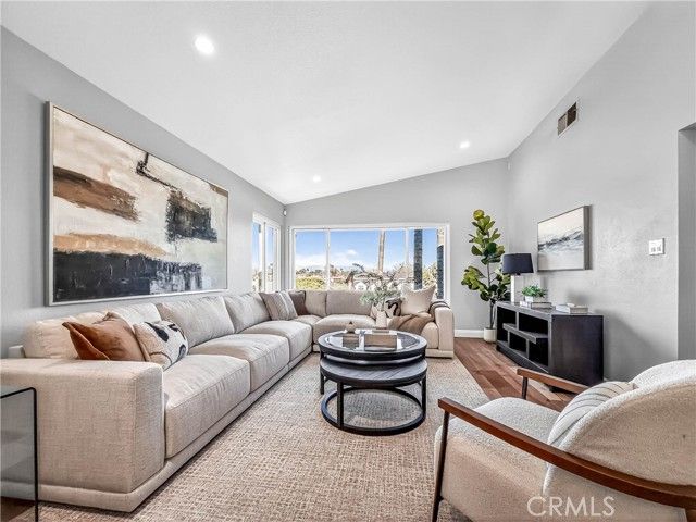 7313 S Earldom Avenue, Playa Del Rey (los Angeles), CA 90293