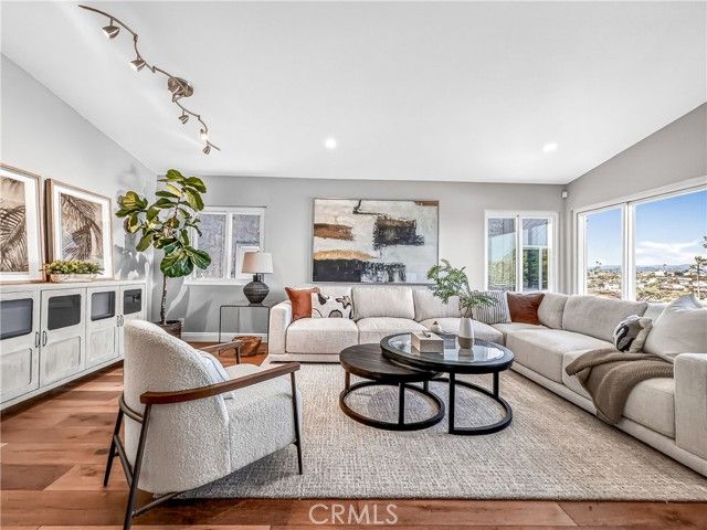 7313 S Earldom Avenue, Playa Del Rey (los Angeles), CA 90293