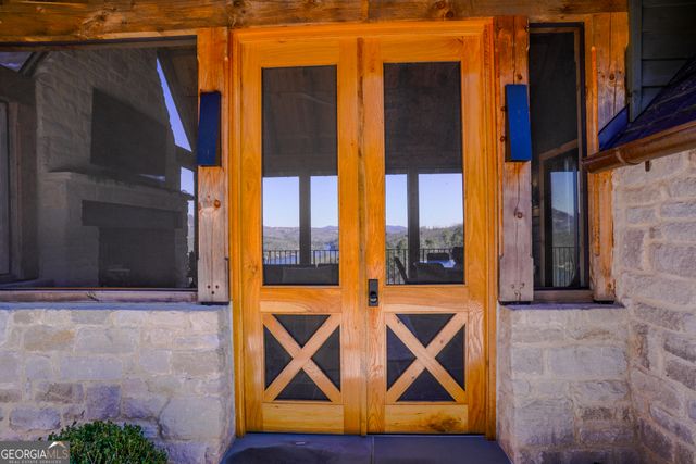 814 Summit Ridge, Clarkesville, GA 30523