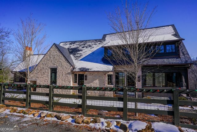 814 Summit Ridge, Clarkesville, GA 30523