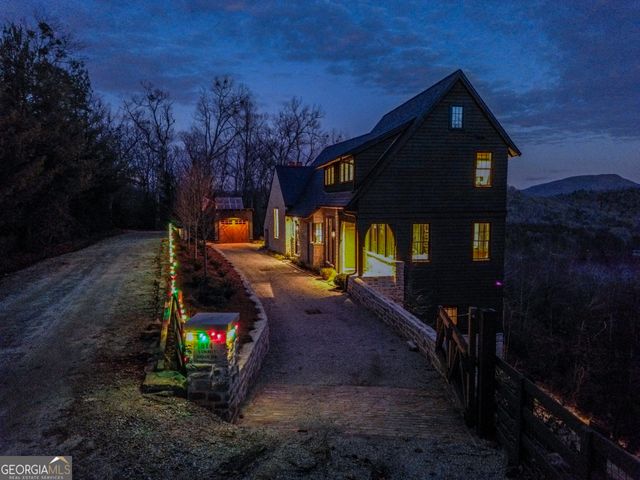 814 Summit Ridge, Clarkesville, GA 30523