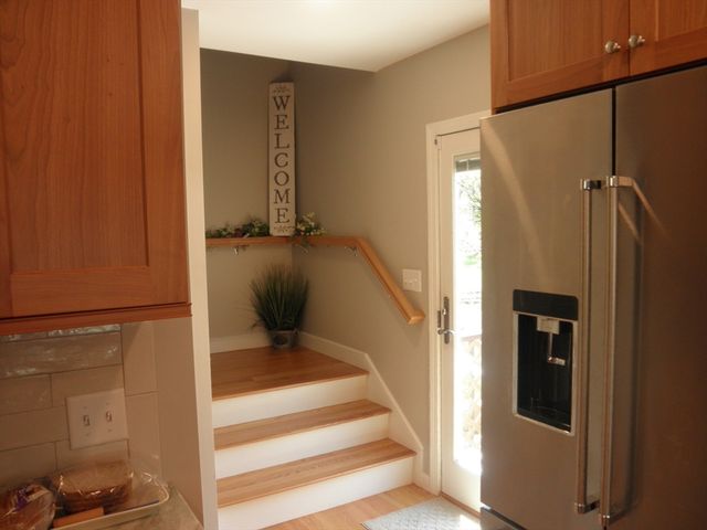 236 Cumberland Ave, North Attleboro, MA 02760