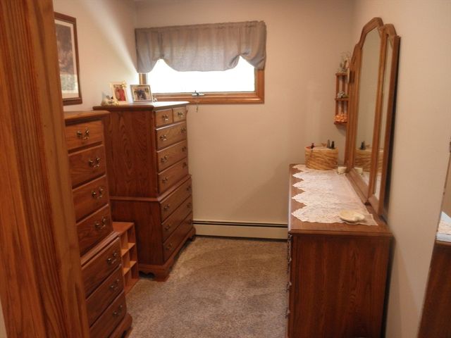 236 Cumberland Ave, North Attleboro, MA 02760