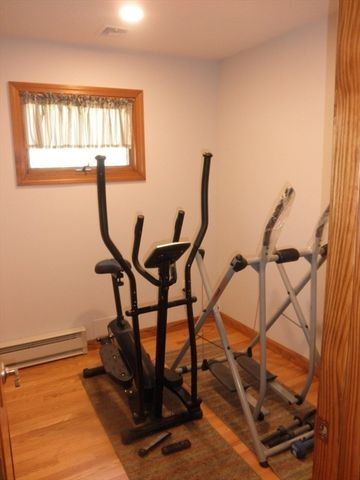 236 Cumberland Ave, North Attleboro, MA 02760