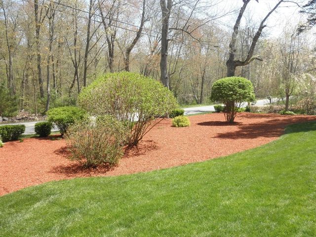 236 Cumberland Ave, North Attleboro, MA 02760