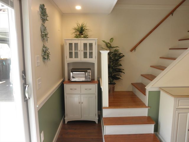 236 Cumberland Ave, North Attleboro, MA 02760