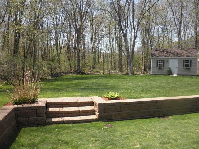 236 Cumberland Ave, North Attleboro, MA 02760
