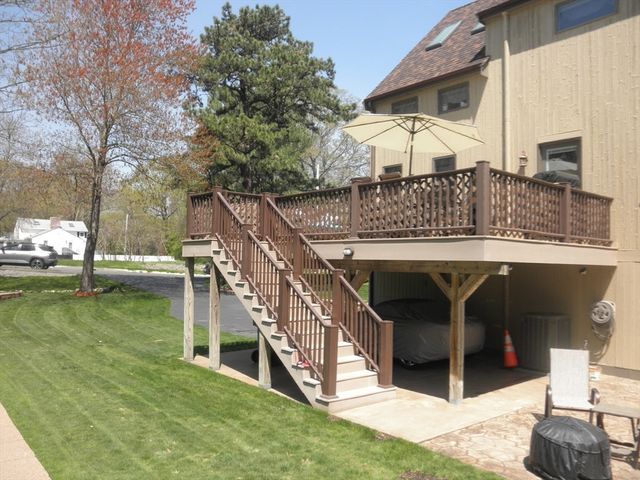 236 Cumberland Ave, North Attleboro, MA 02760