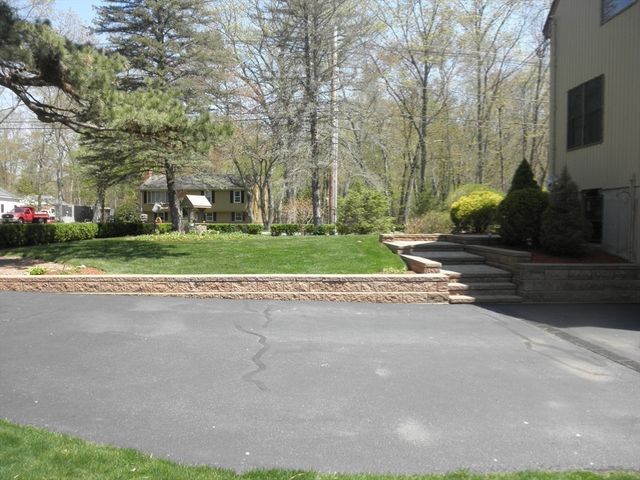 236 Cumberland Ave, North Attleboro, MA 02760