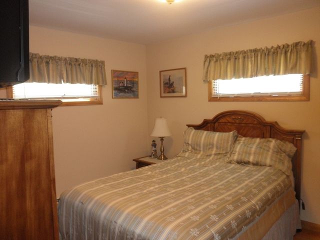 236 Cumberland Ave, North Attleboro, MA 02760