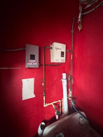 5752 NW 1st Ave, Miami, FL 33127