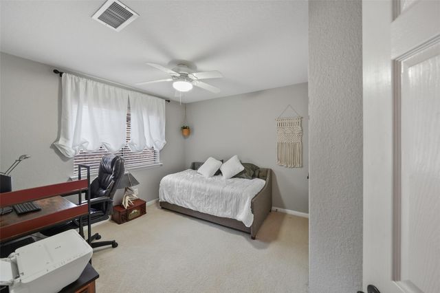 122 W Russet Grove Circle, The Woodlands, TX 77384