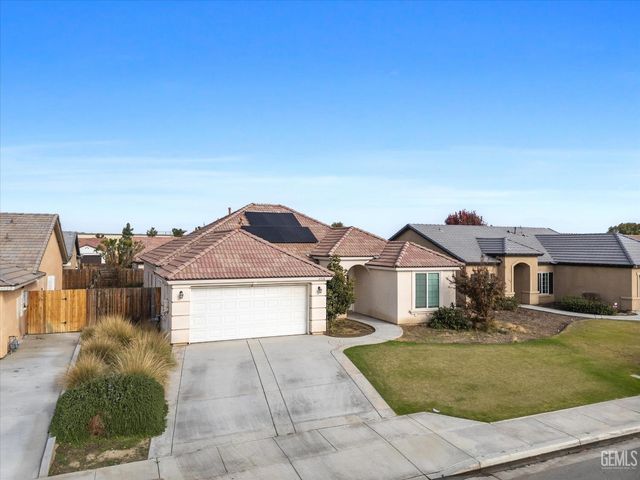 6518 Bangor Place, Bakersfield, CA 93313
